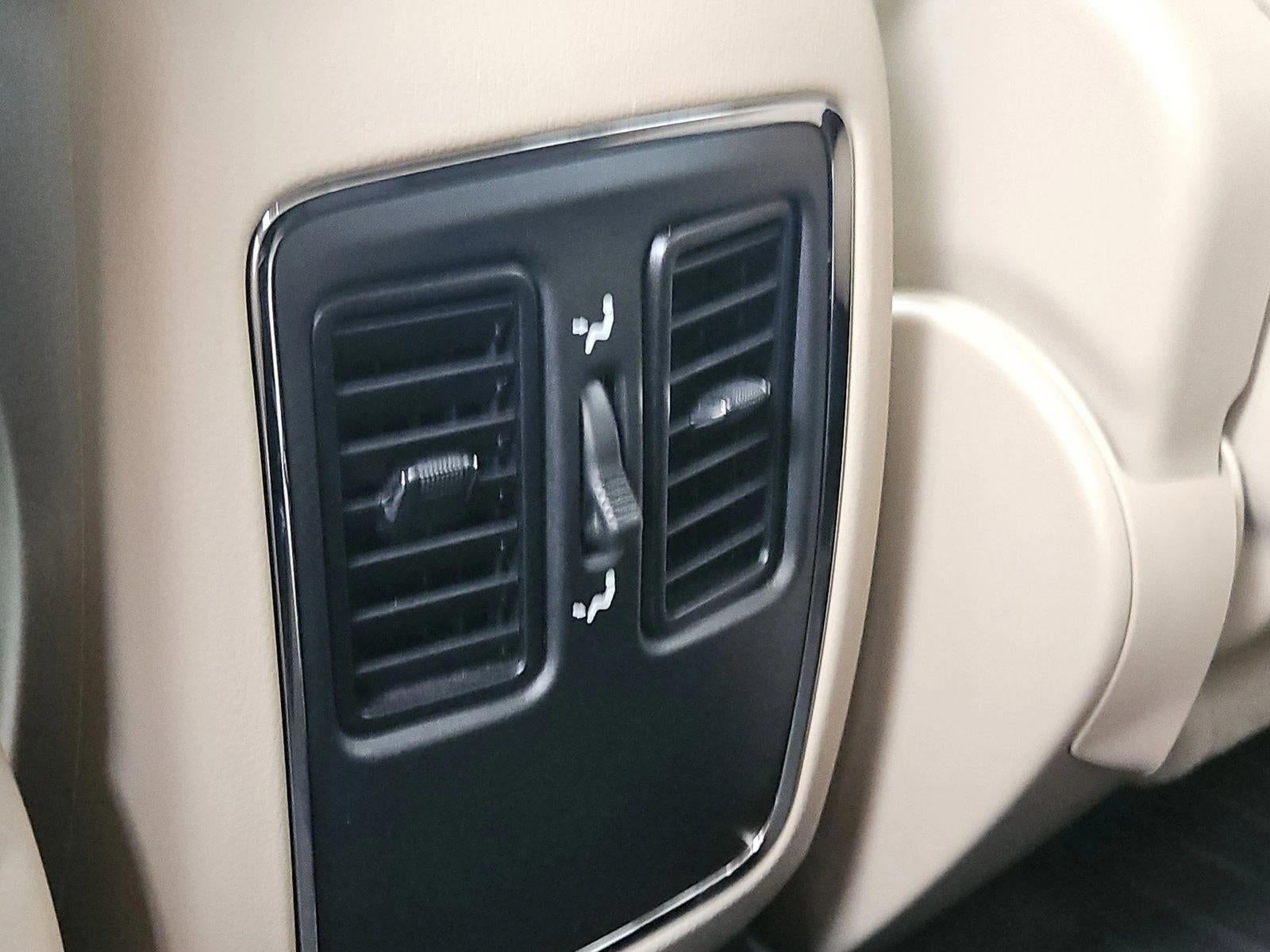 2020 Jeep Grand Cherokee Laredo E