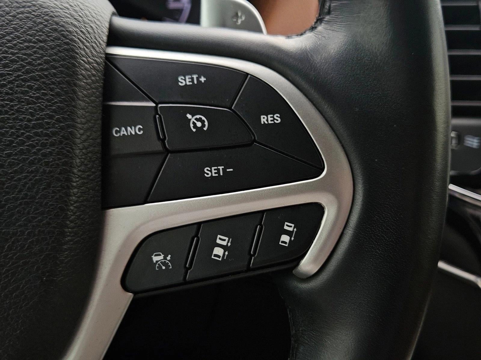 2020 Jeep Grand Cherokee Summit