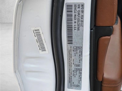 2020 Jeep Grand Cherokee Summit