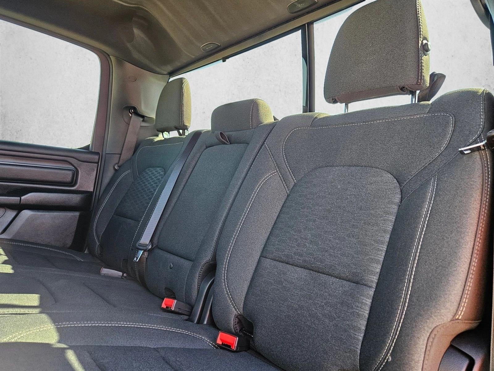 2026 RAM 1500 Express Crew Cab 4x2 5'7" Box