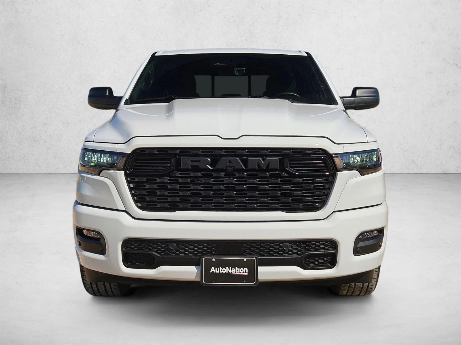 2026 RAM 1500 Express Crew Cab 4x2 5'7" Box