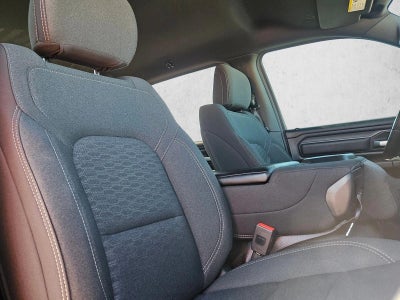 2026 RAM 1500 Express Crew Cab 4x2 5'7" Box