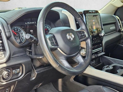 2020 RAM 1500 Laramie Crew Cab 4x4 5'7" Box