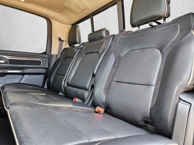 2020 RAM 1500 Laramie Crew Cab 4x4 5'7" Box