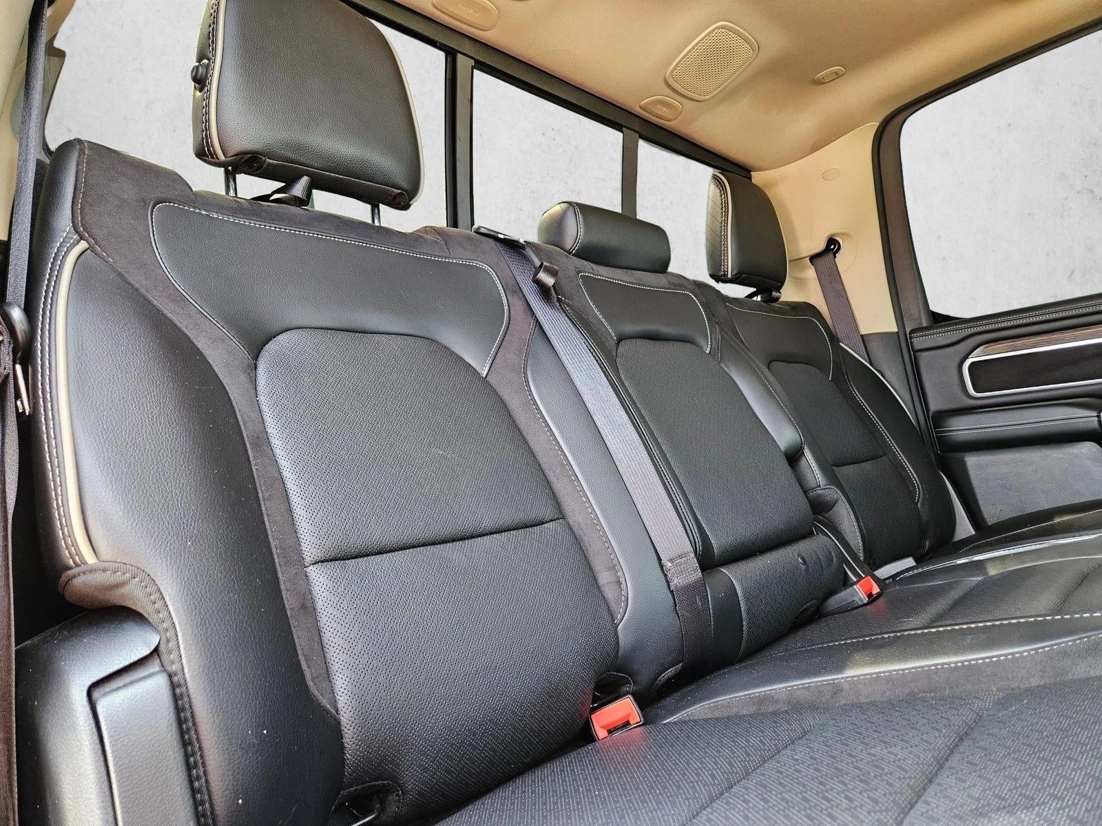 2020 RAM 1500 Laramie Crew Cab 4x4 5'7" Box