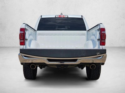 2020 RAM 1500 Laramie Crew Cab 4x4 5'7" Box
