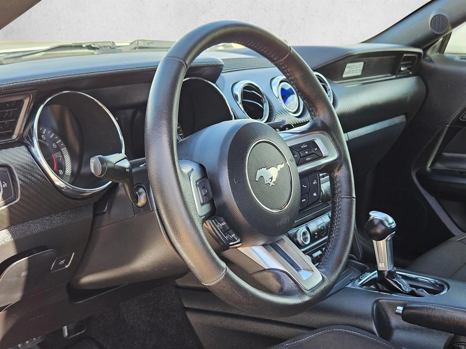 2015 Ford Mustang V6