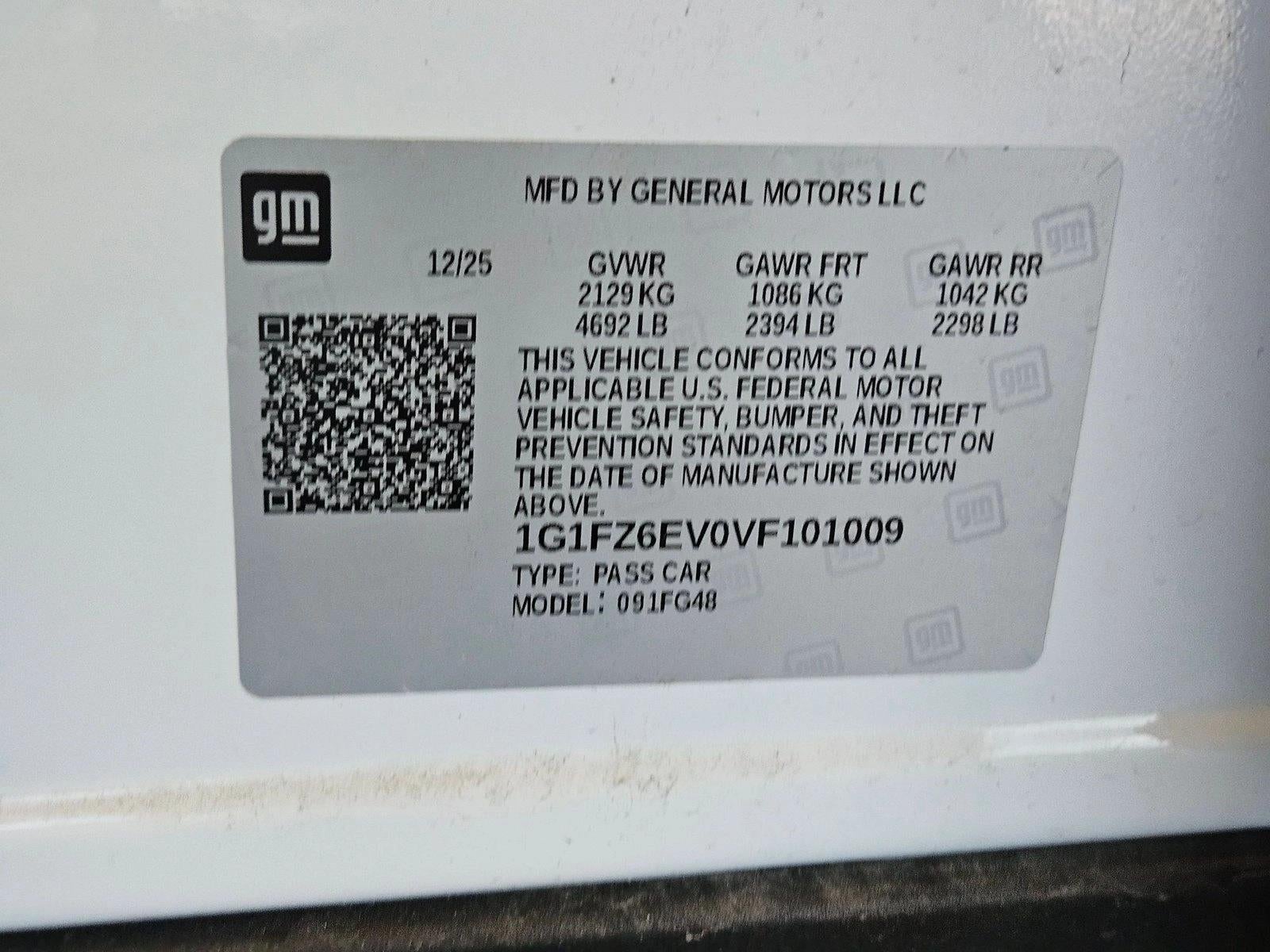 2027 Chevrolet Bolt RS - Photo 15