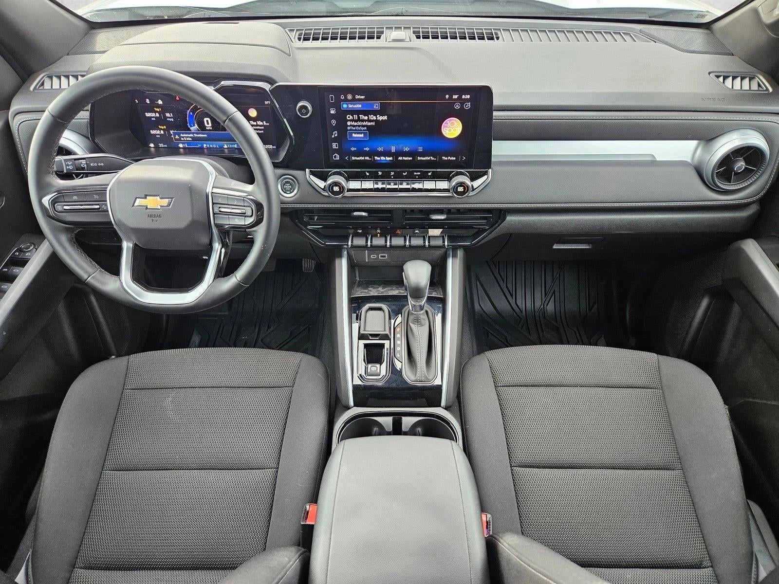 2025 Chevrolet Colorado WT/LT