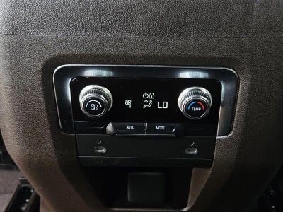 2022 GMC Yukon XL SLE