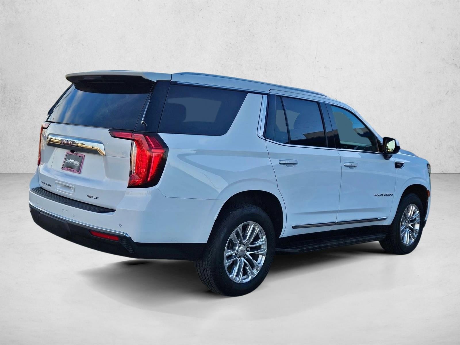 2023 GMC Yukon SLT