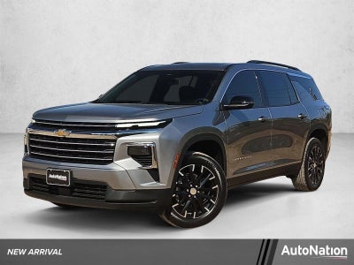 2025 Chevrolet Traverse LT