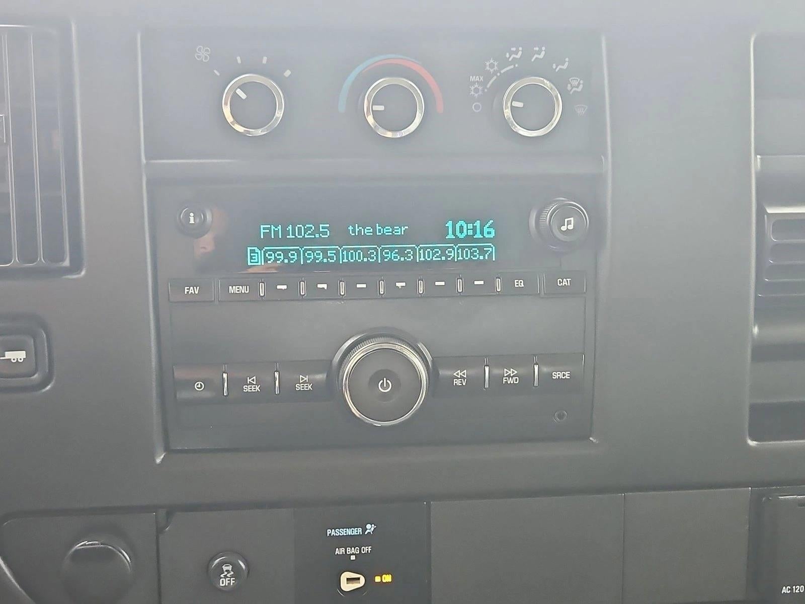 2017 GMC Savana Cargo 2500 Base