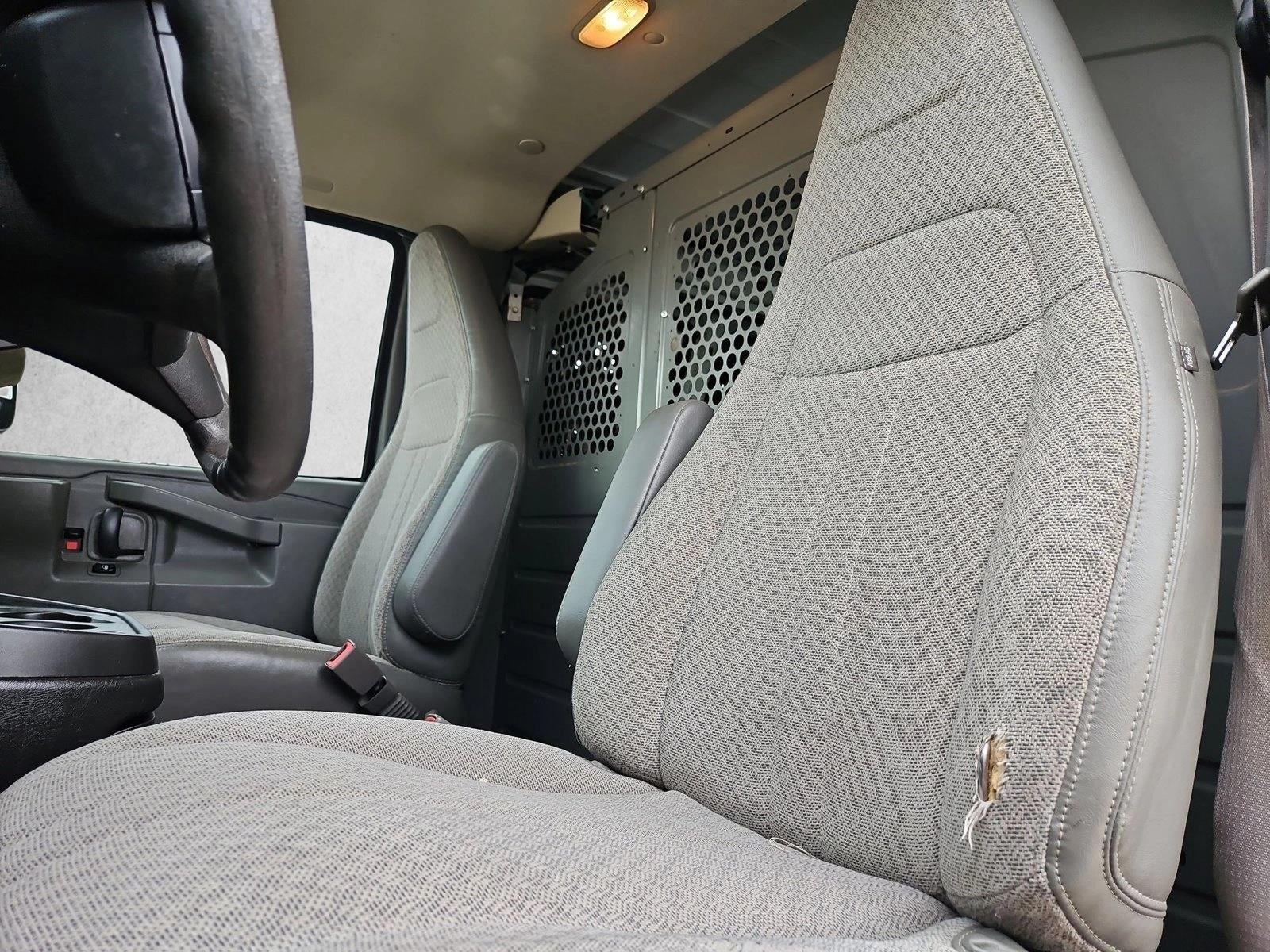 2017 GMC Savana Cargo 2500 Base