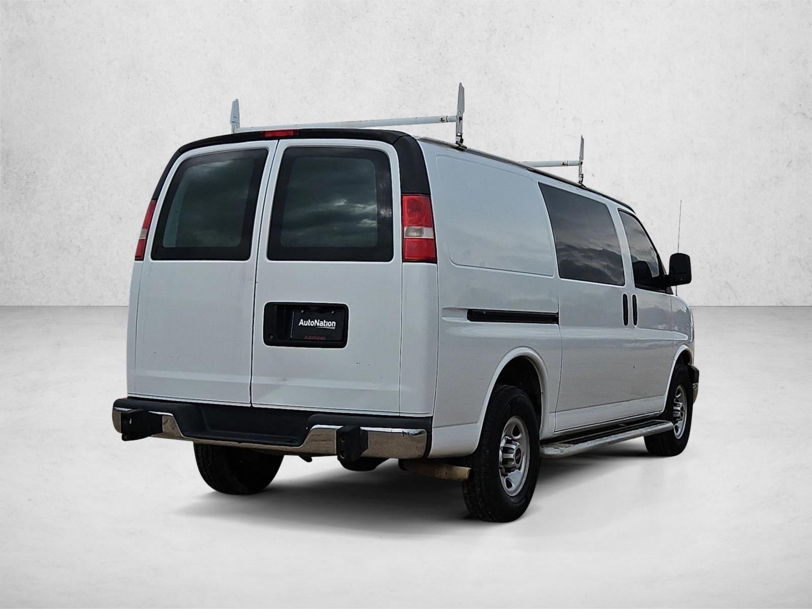 2017 GMC Savana Cargo 2500 Base