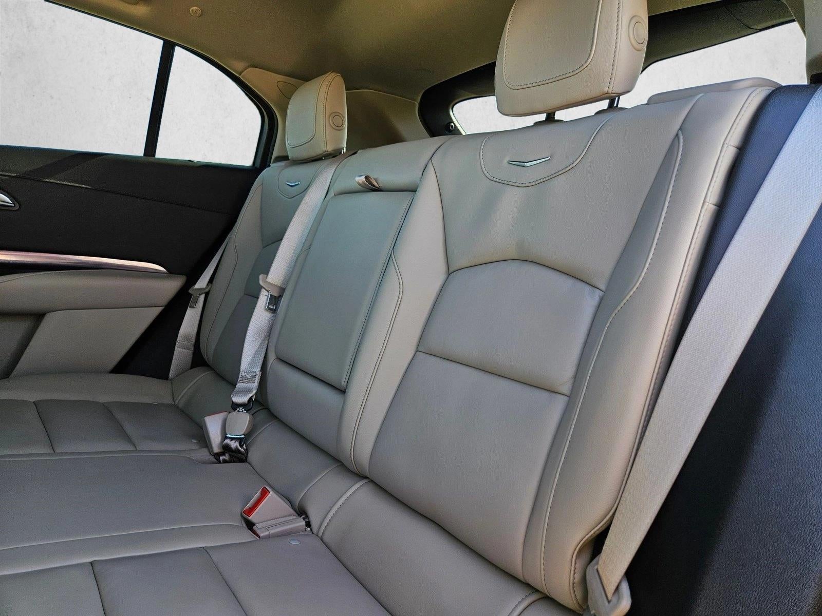 2023 Cadillac XT4 Luxury