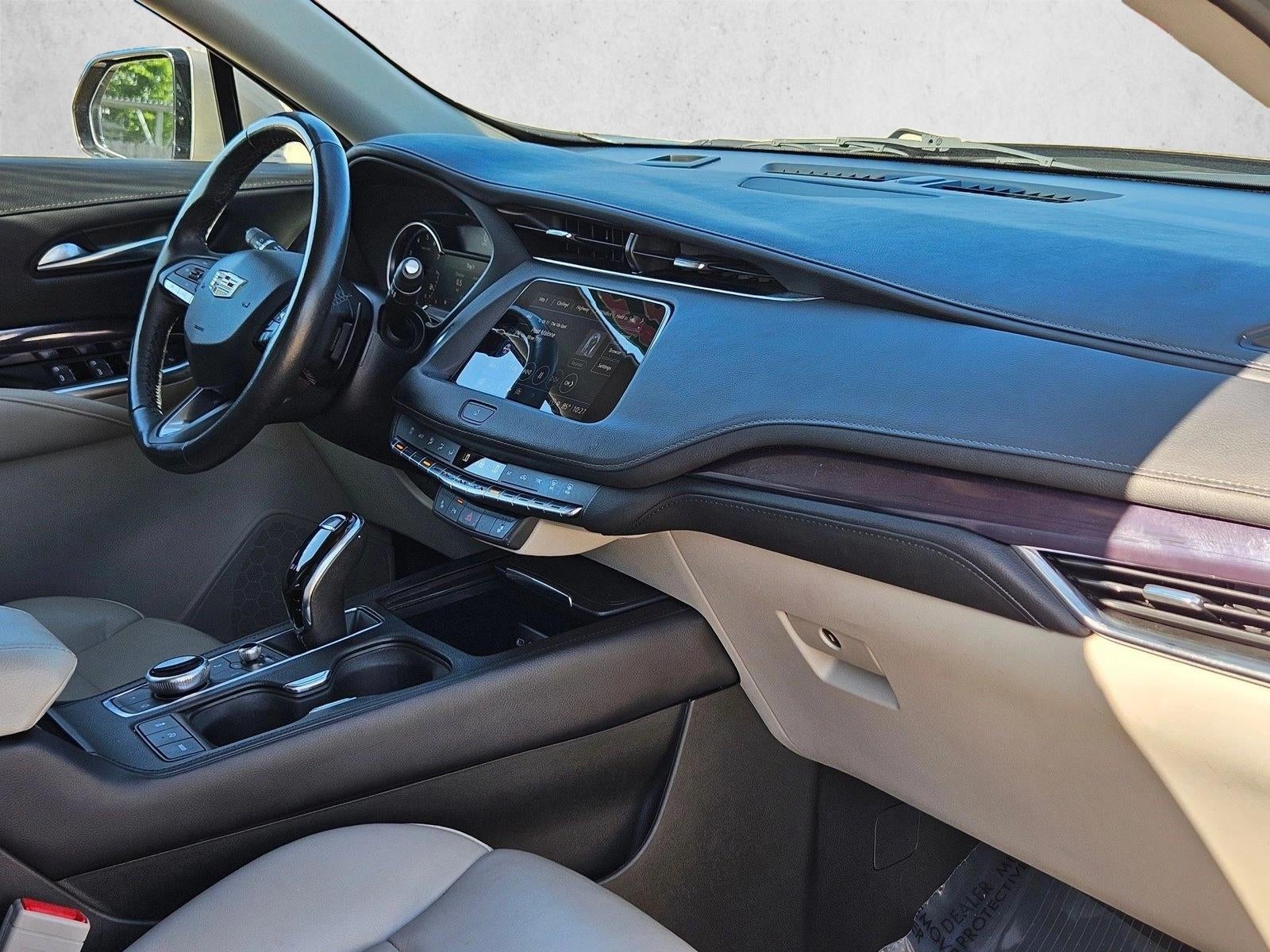 2023 Cadillac XT4 Luxury