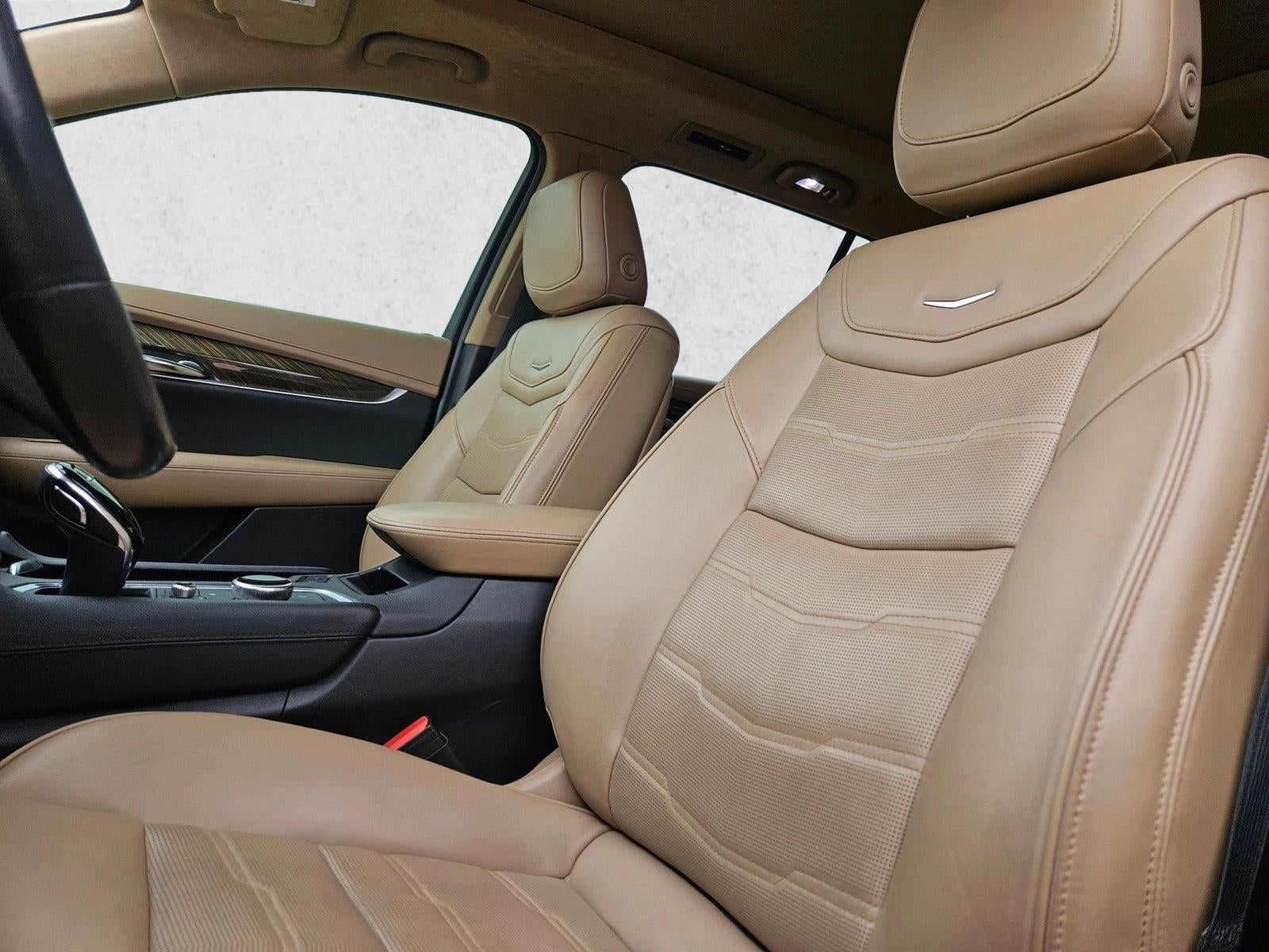 2020 Cadillac XT6 Premium Luxury