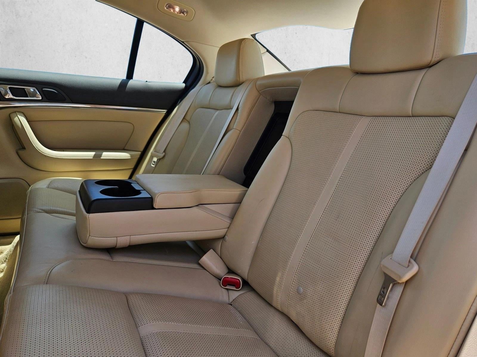 2010 Lincoln MKS Base