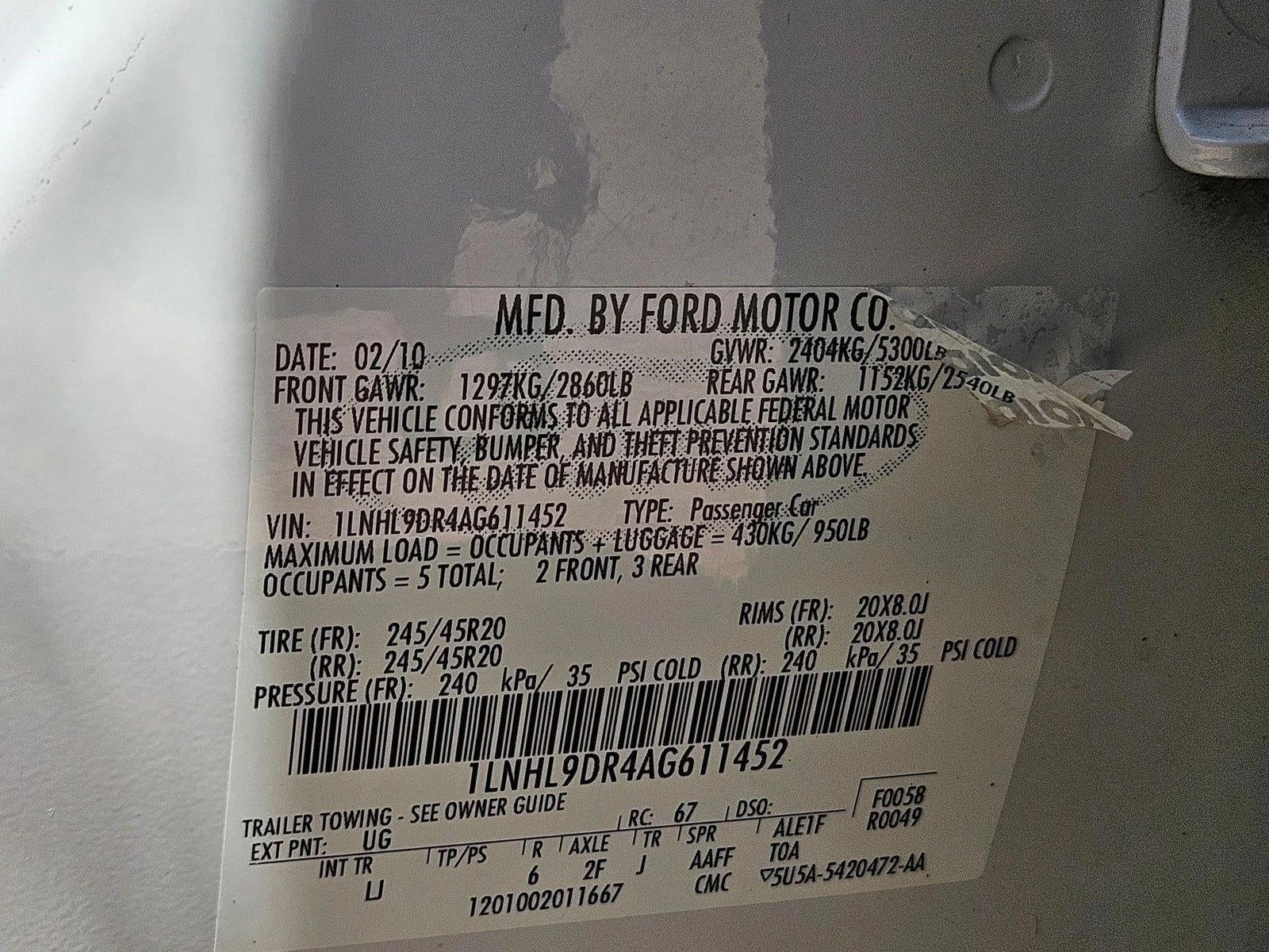 2010 Lincoln MKS Base