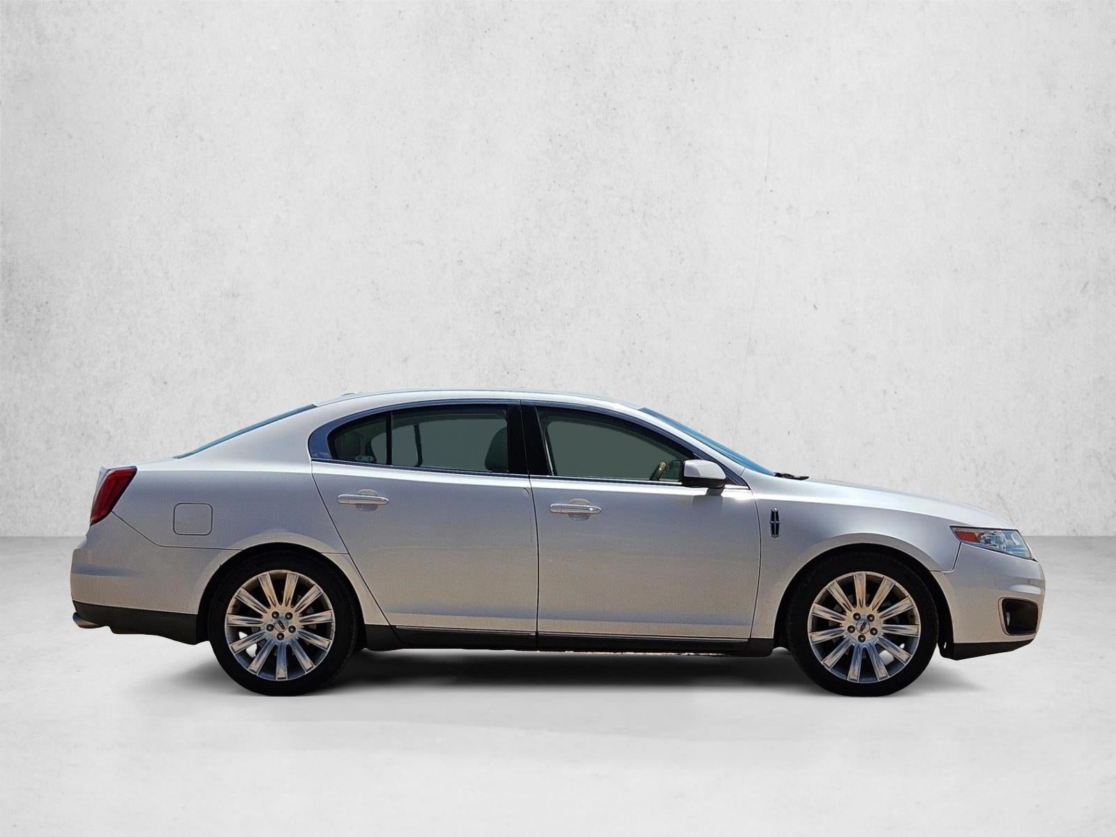 2010 Lincoln MKS Base