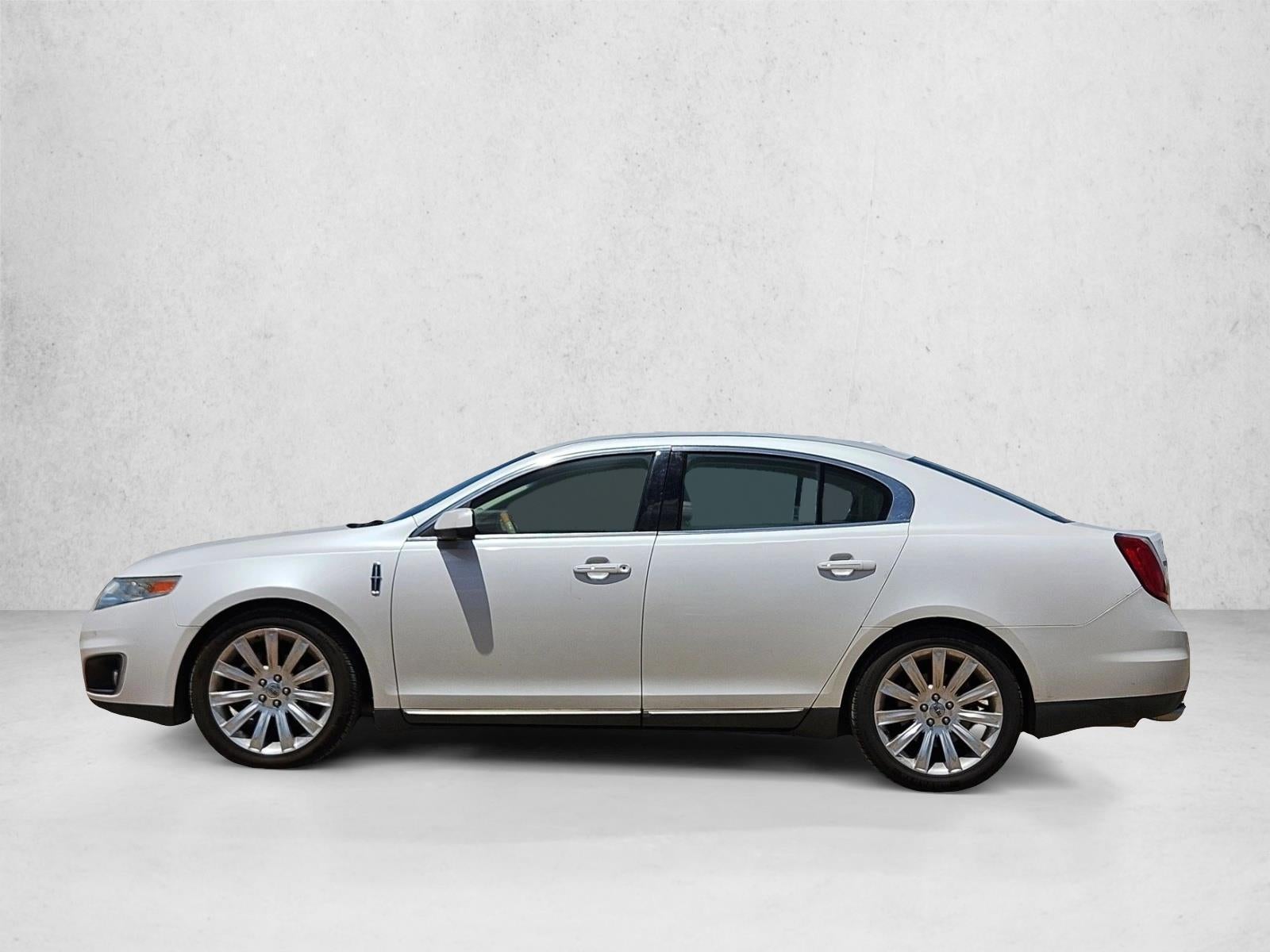 2010 Lincoln MKS Base