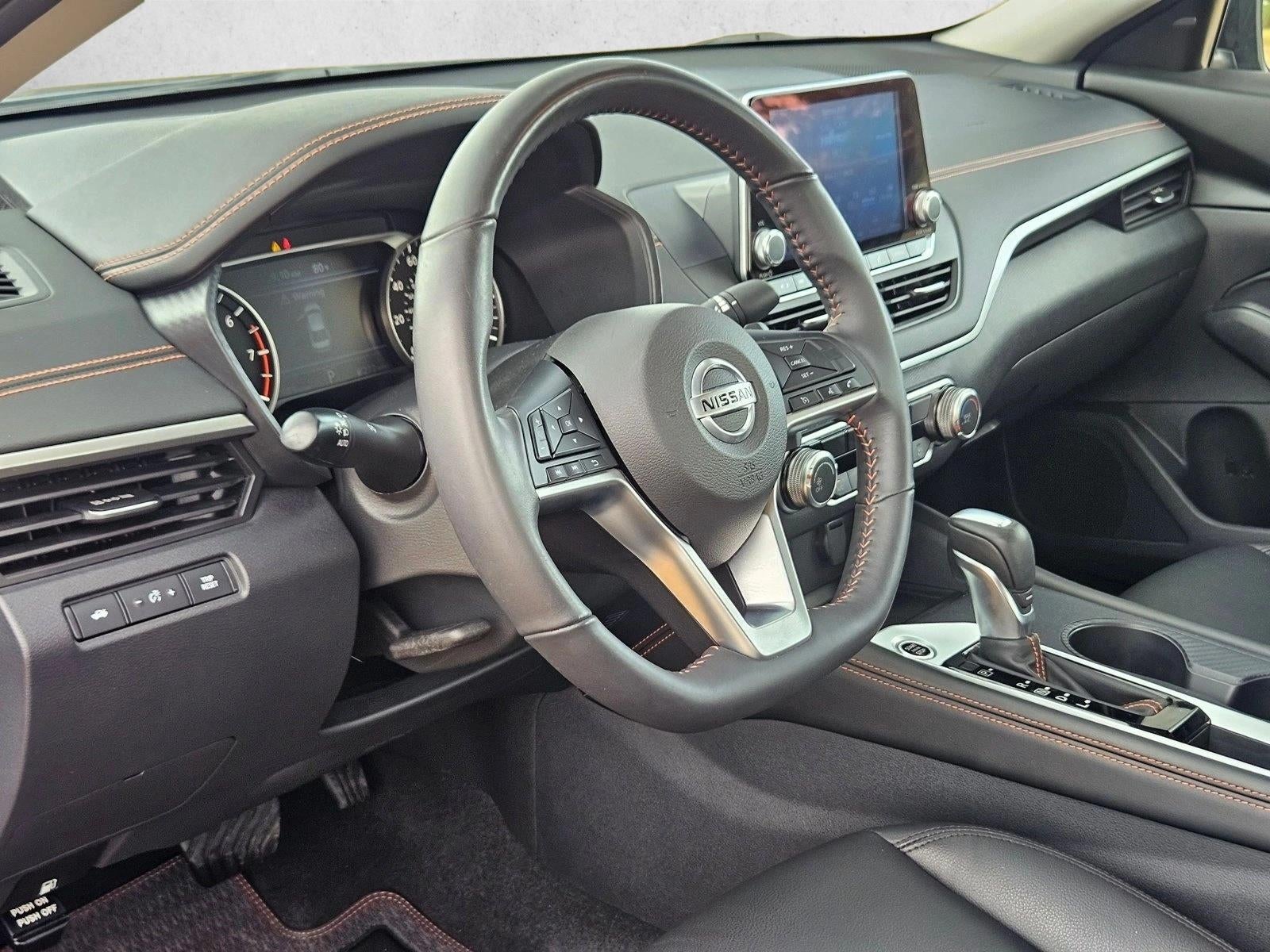 2022 Nissan Altima SR FWD