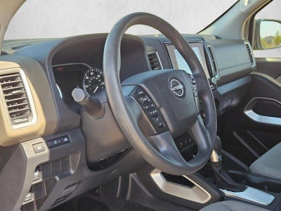2022 Nissan Frontier Crew Cab SV 4x2