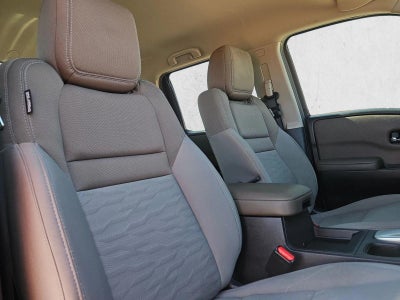 2022 Nissan Frontier Crew Cab SV 4x2