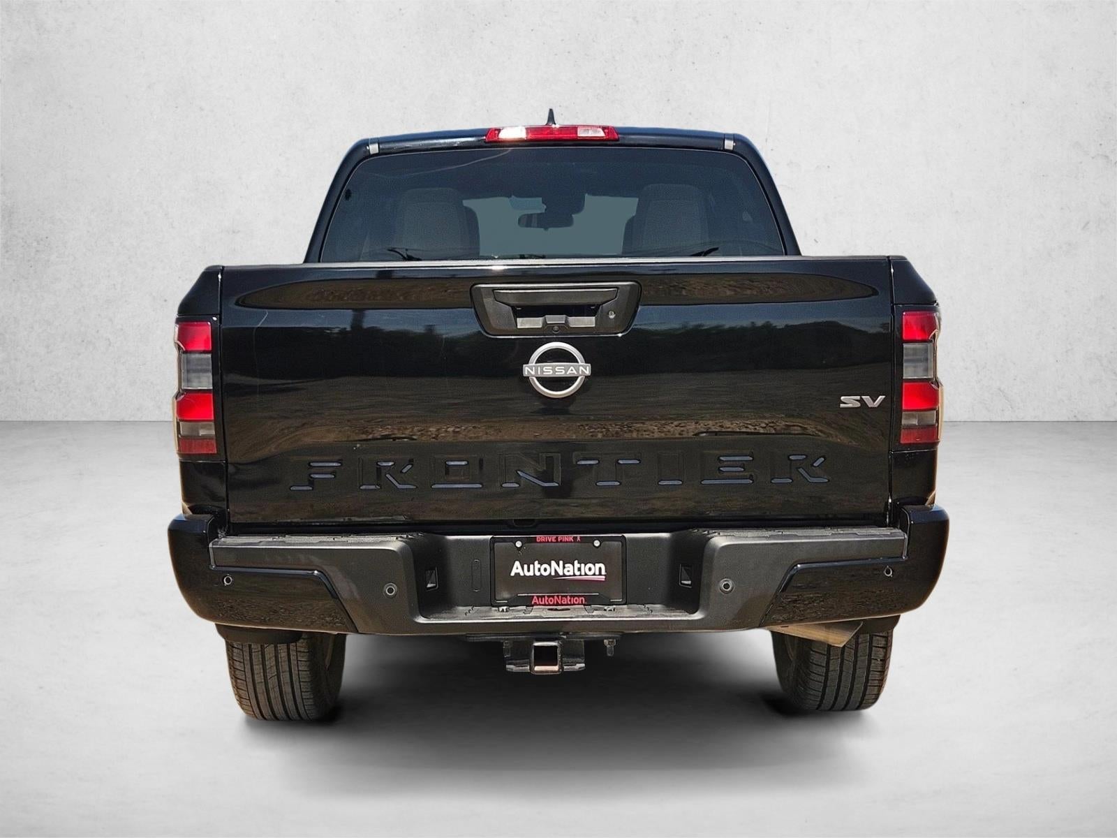 2022 Nissan Frontier Crew Cab SV 4x2