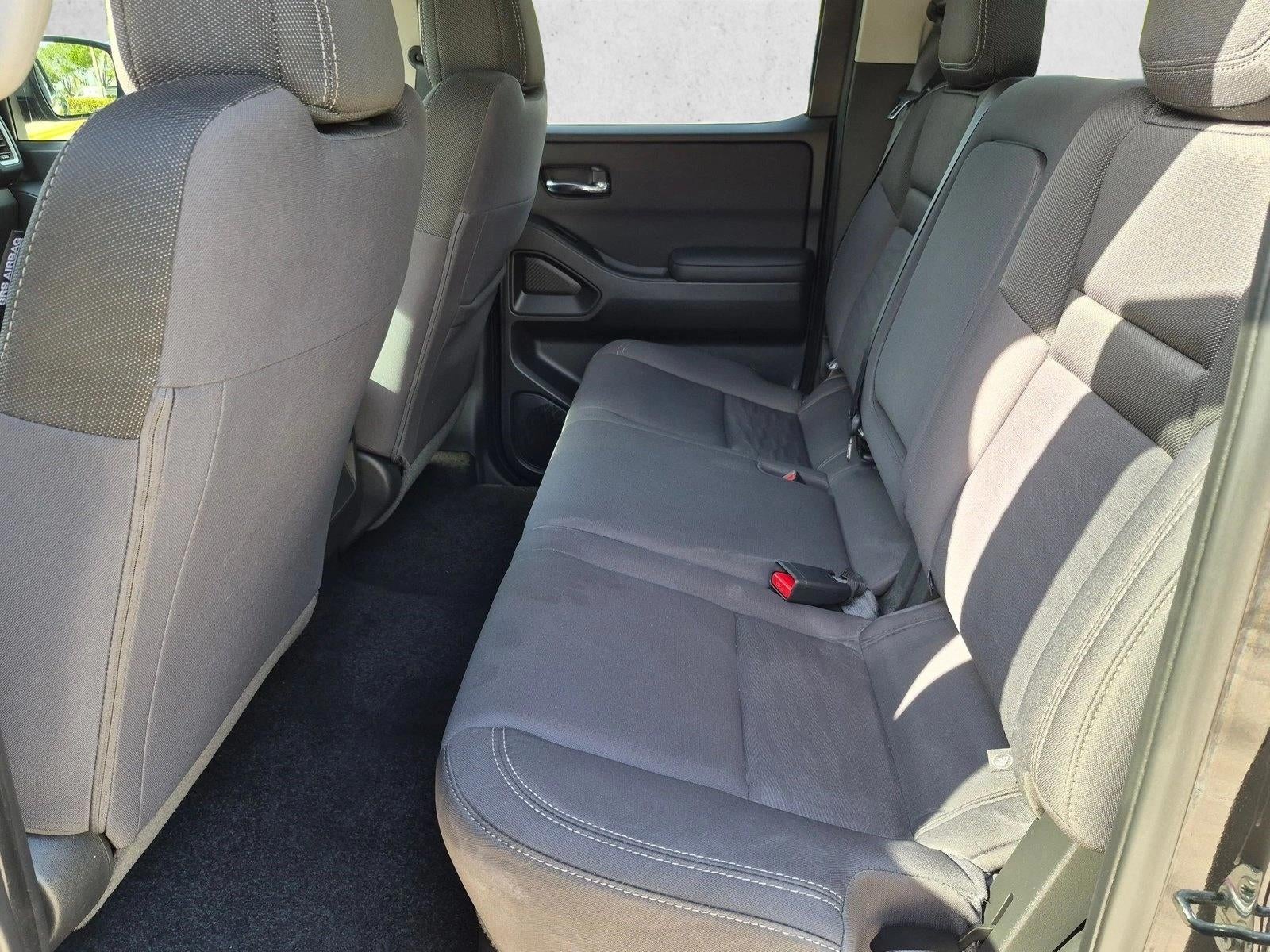 2024 Nissan Frontier Crew Cab SV 4x2
