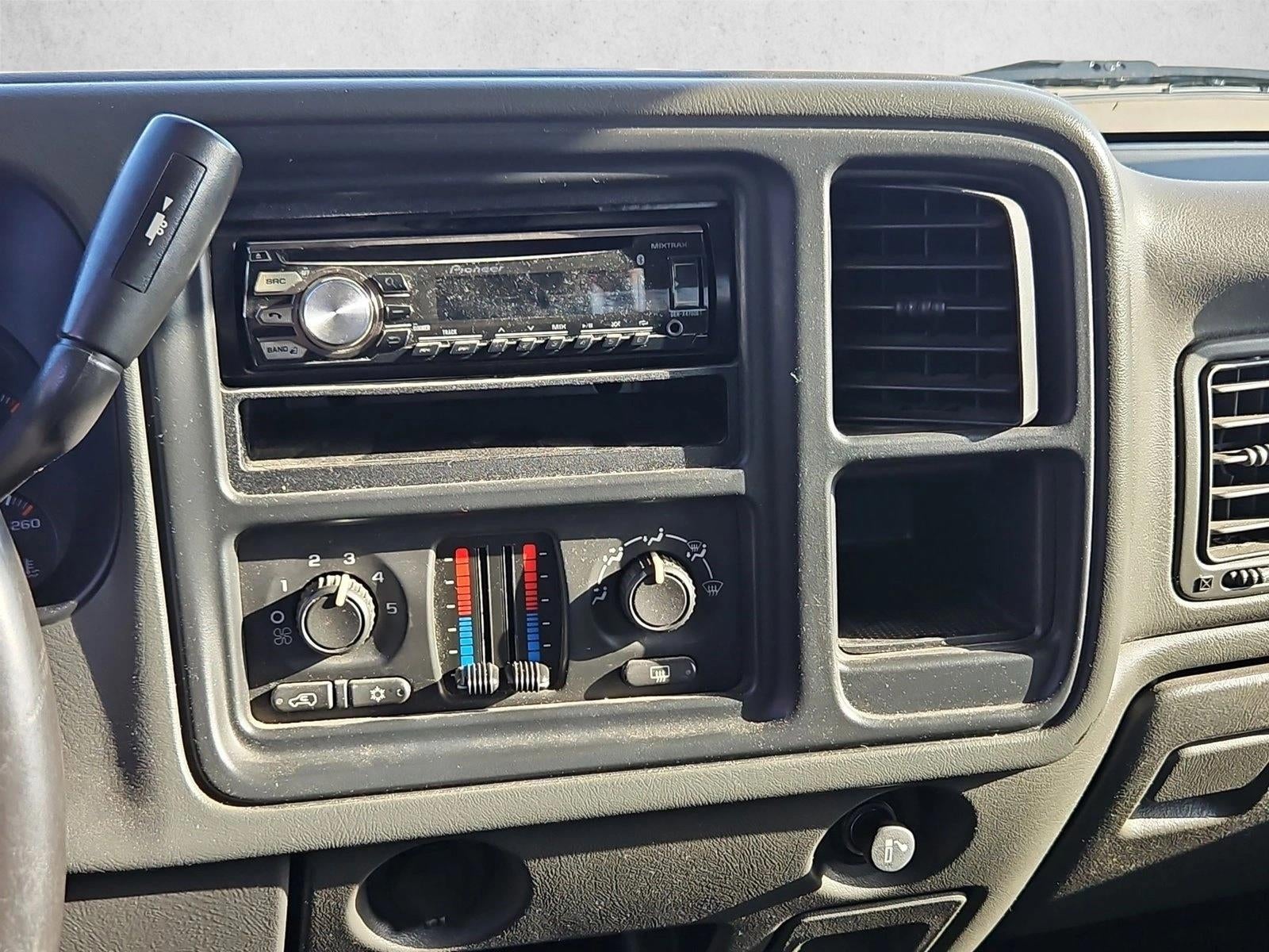 2005 Chevrolet Silverado 1500 LS