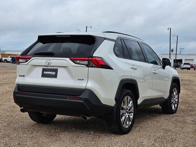 2022 Toyota RAV4 XLE Premium