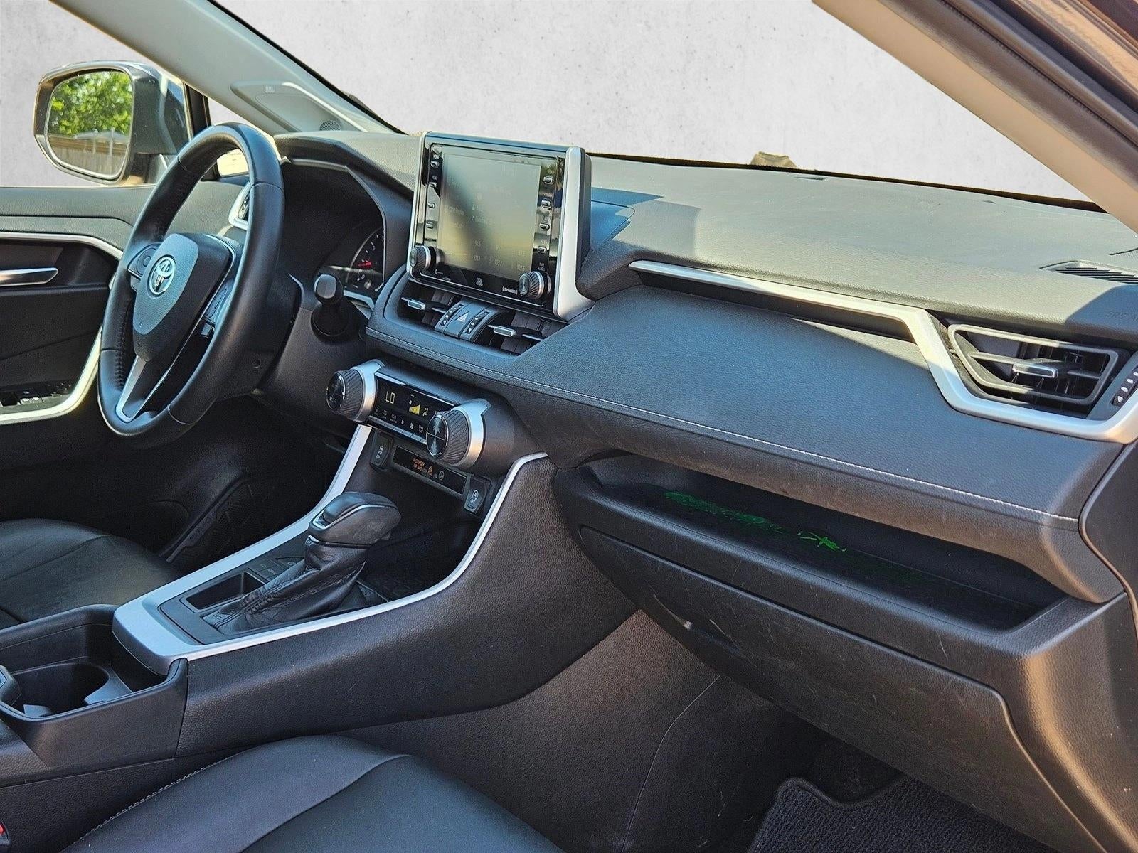 2020 Toyota RAV4 XLE Premium