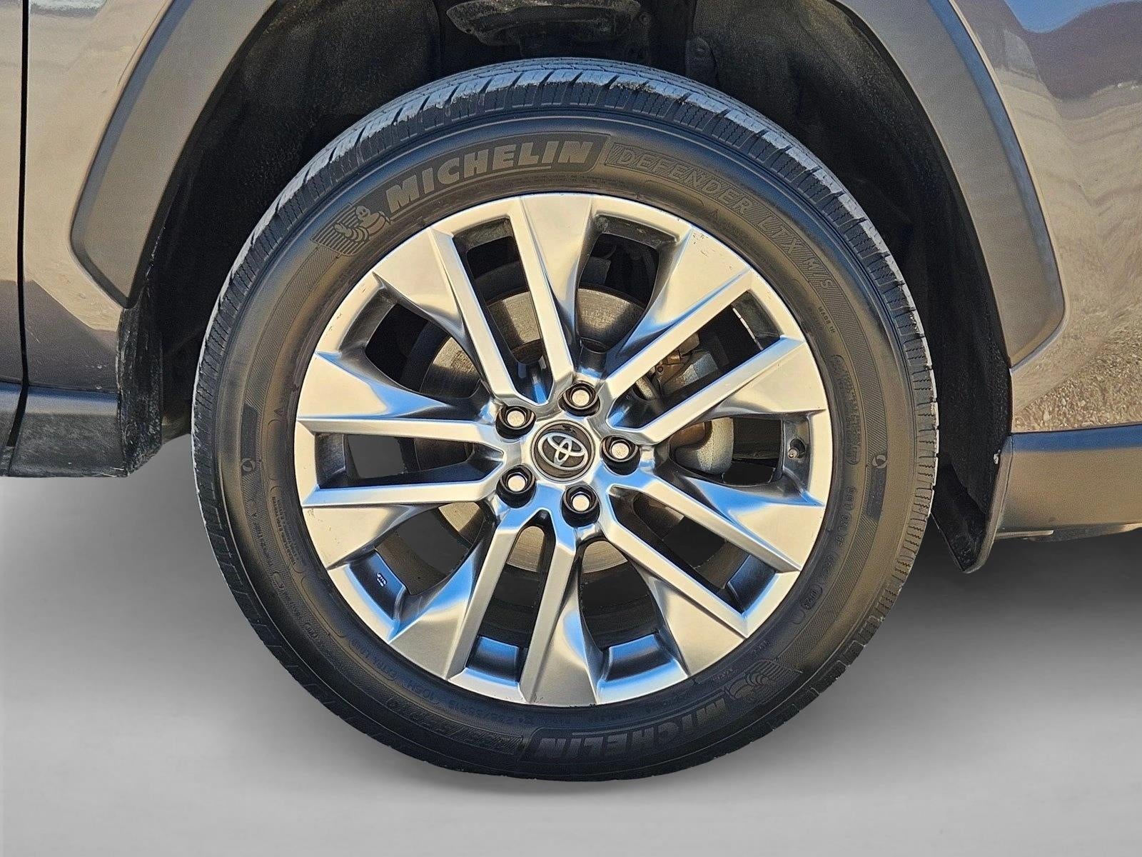 2020 Toyota RAV4 XLE Premium