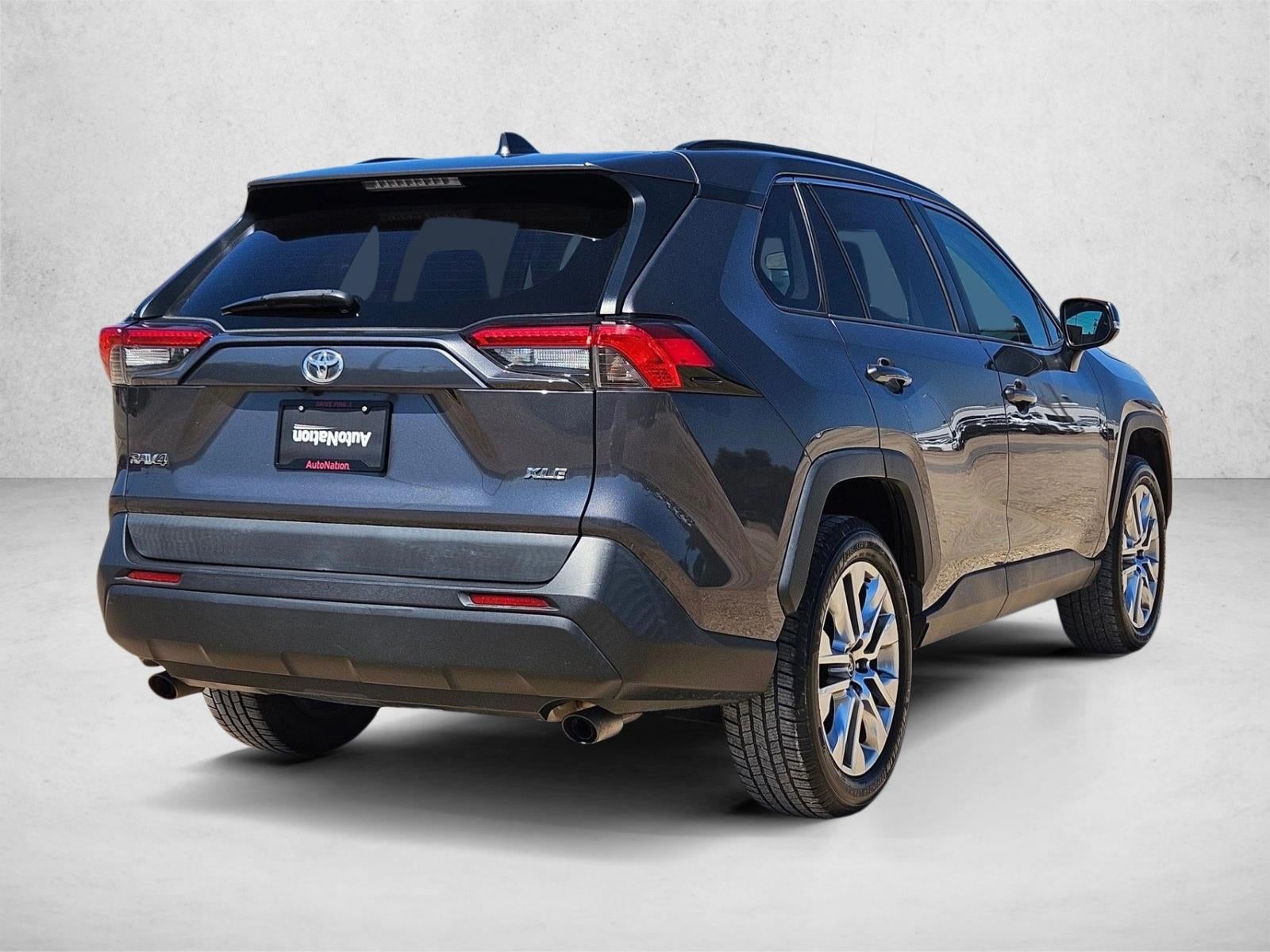 2020 Toyota RAV4 XLE Premium