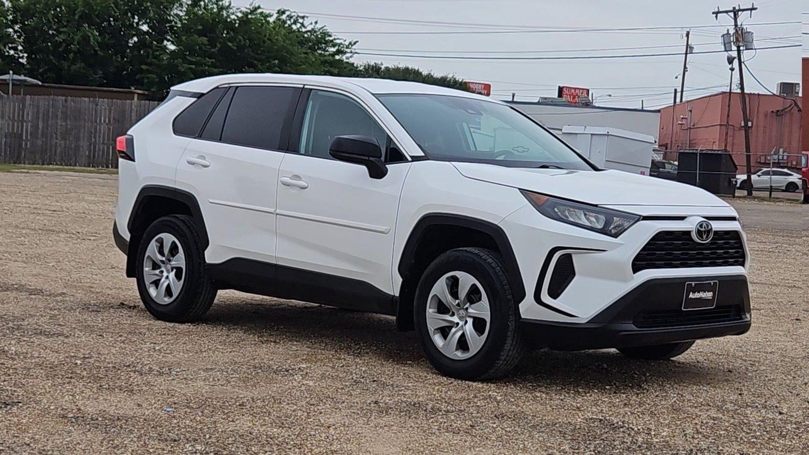 2022 Toyota RAV4 LE