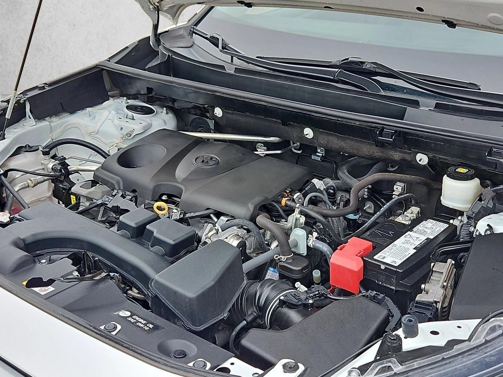2022 Toyota RAV4 LE
