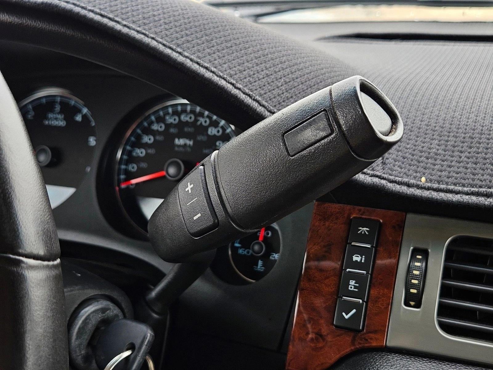 2012 Chevrolet Avalanche LS