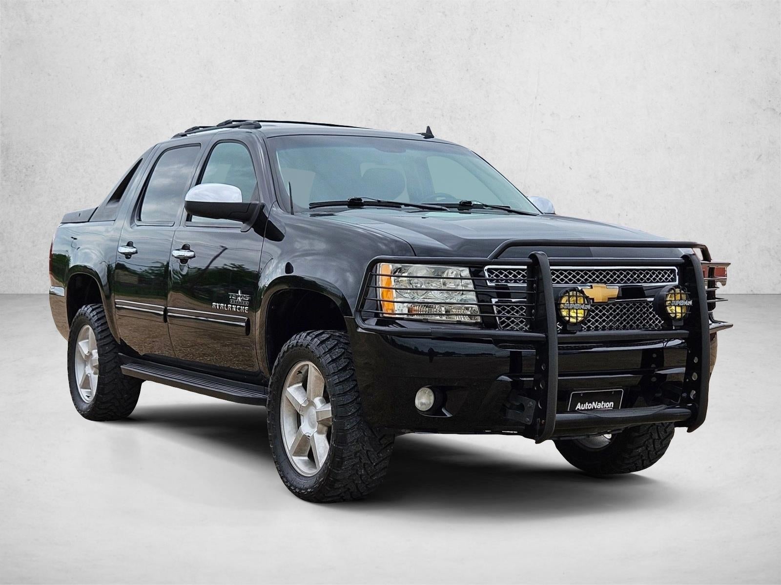 2012 Chevrolet Avalanche LS