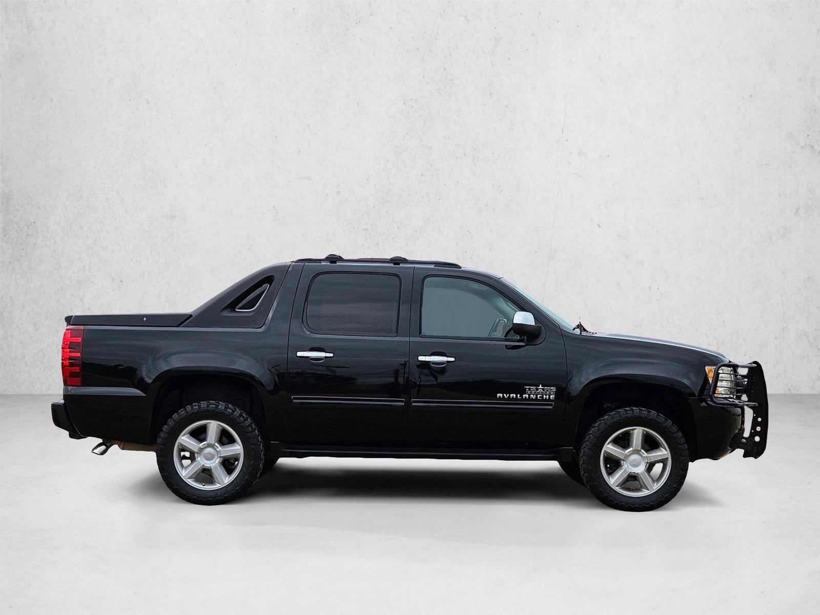 2012 Chevrolet Avalanche LS
