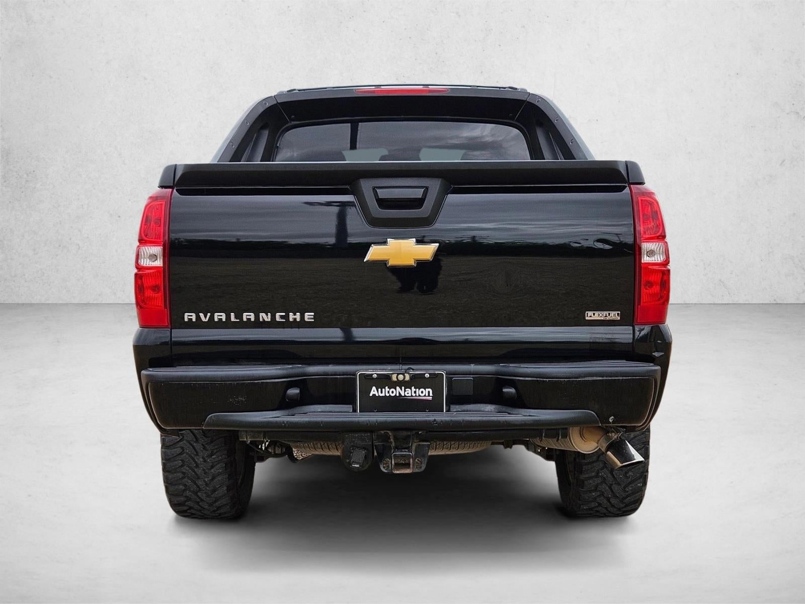 2012 Chevrolet Avalanche LS