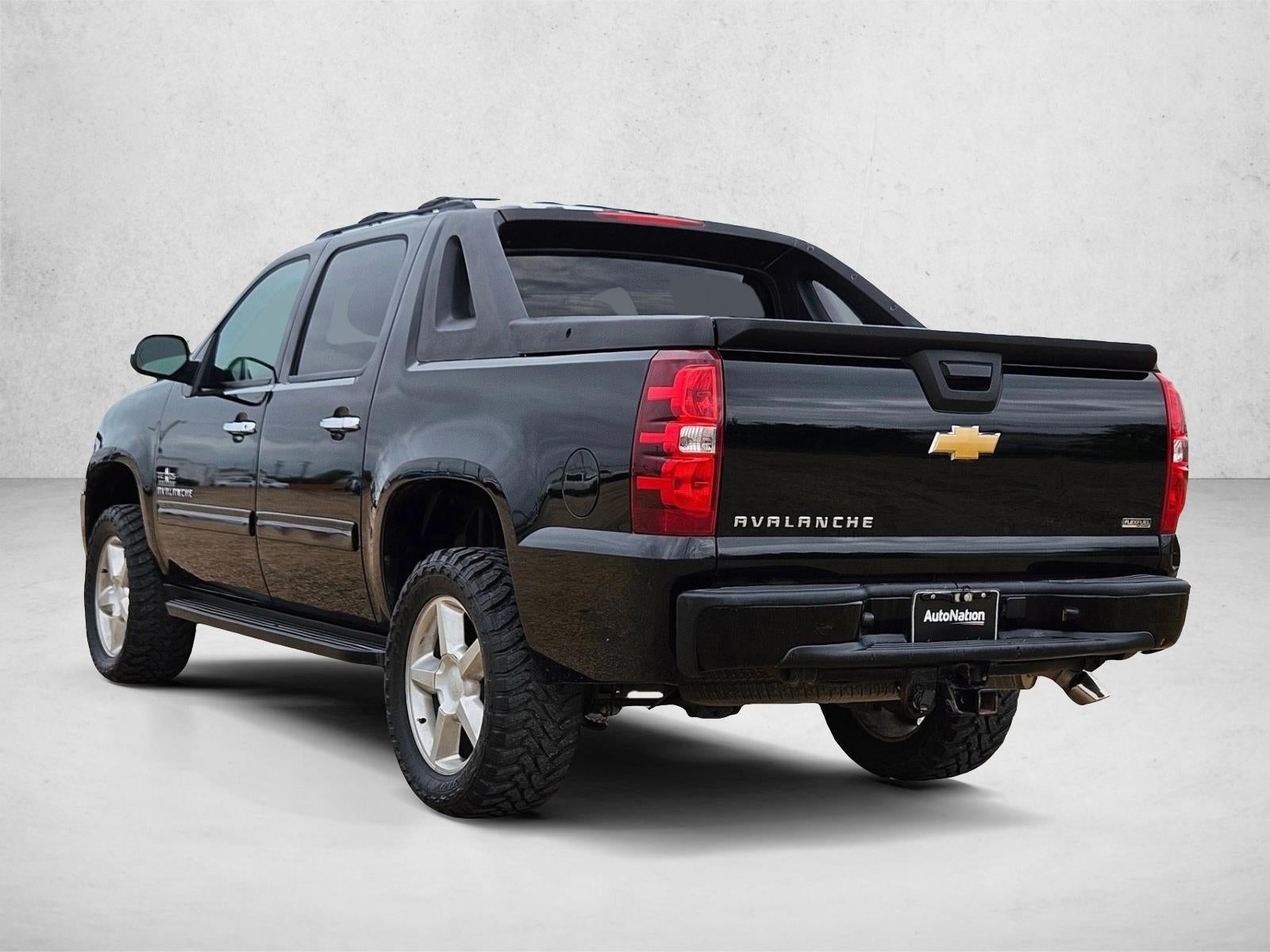 2012 Chevrolet Avalanche LS