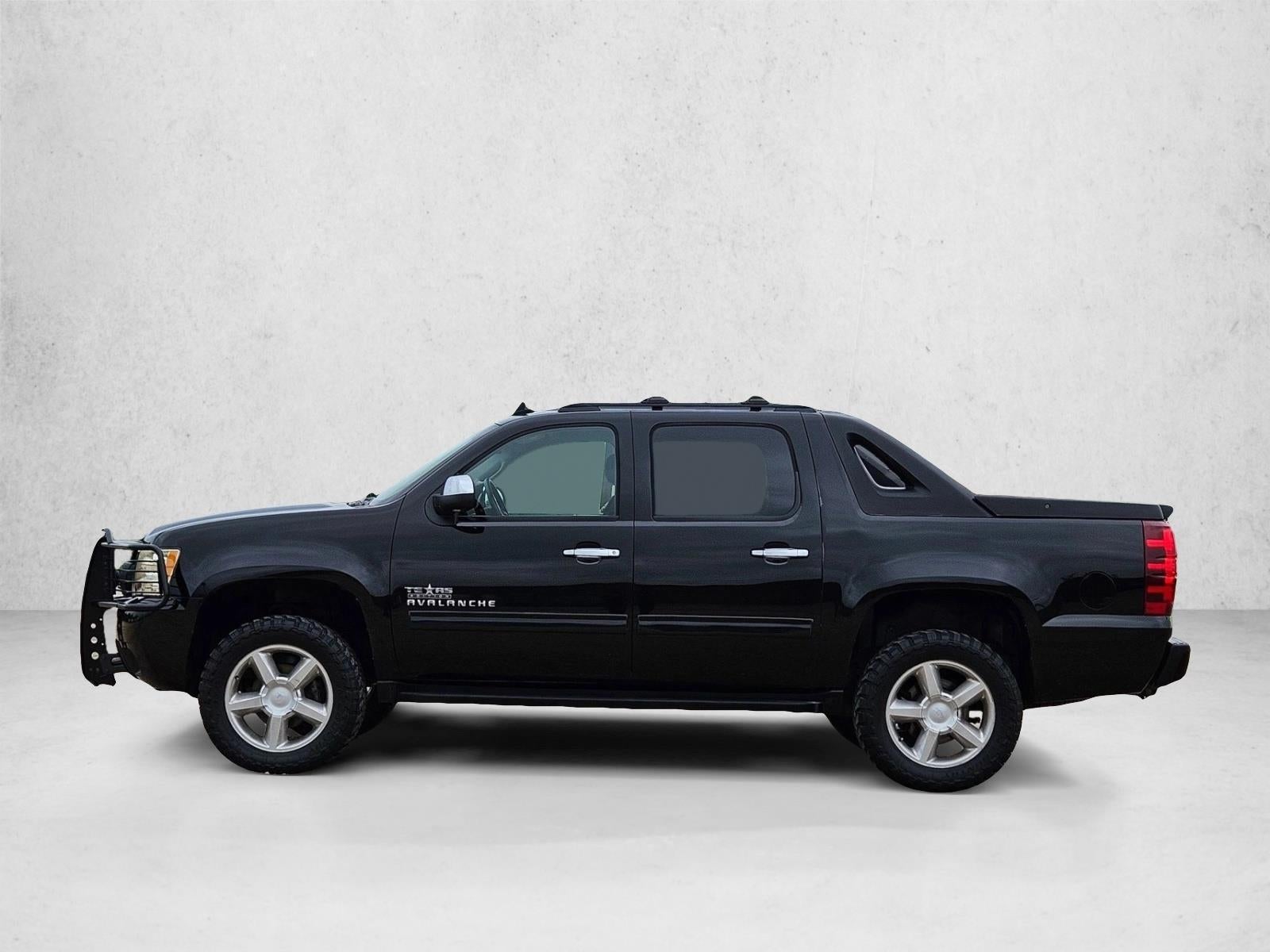2012 Chevrolet Avalanche LS
