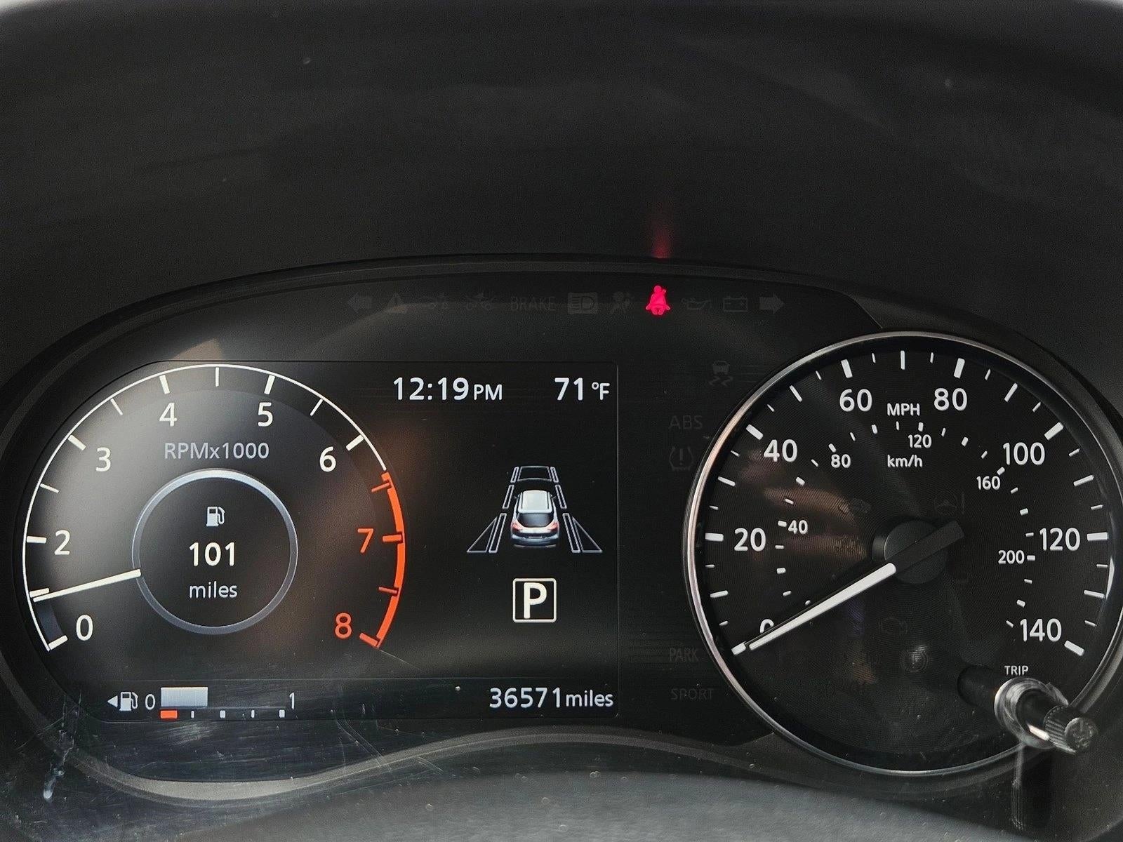 2023 Nissan Kicks SR Xtronic CVT