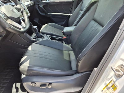 2022 Volkswagen Tiguan SE R-Line Black