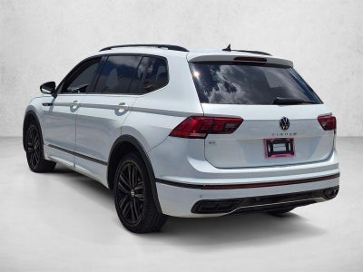 2022 Volkswagen Tiguan SE R-Line Black