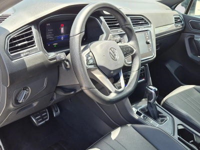 2022 Volkswagen Tiguan SE R-Line Black