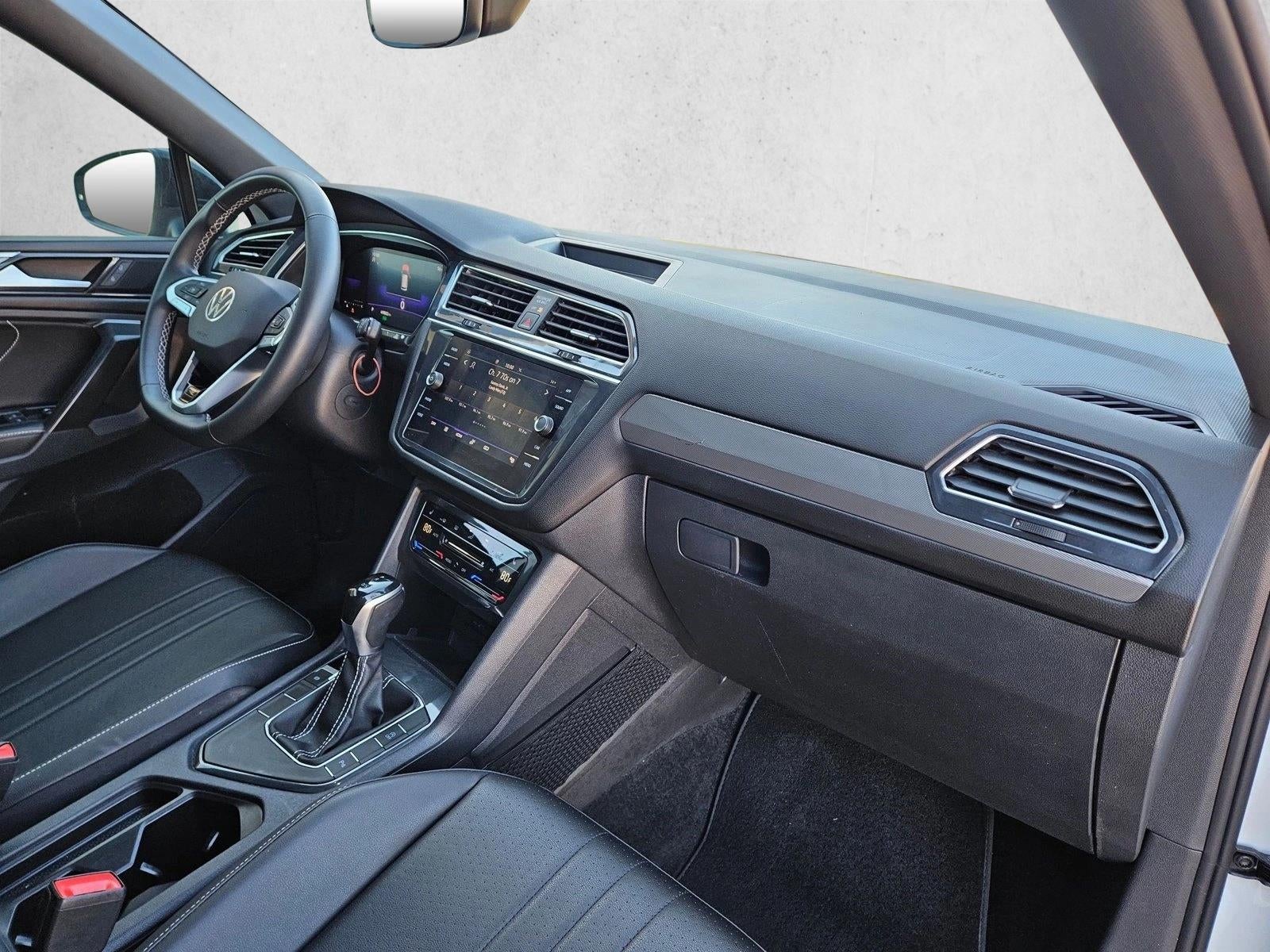 2023 Volkswagen Tiguan SE R-Line Black