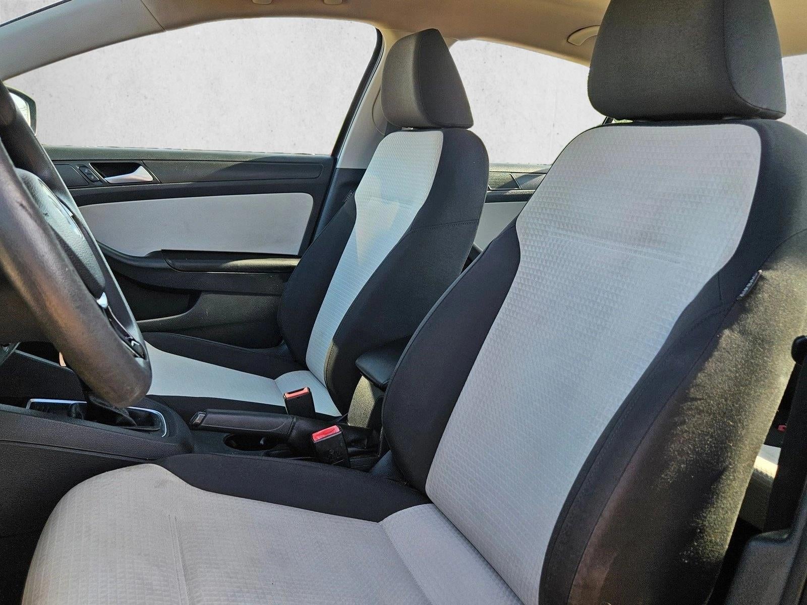 2015 Volkswagen Jetta 2.0L S